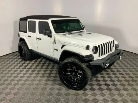 More photos of 2018 Jeep Wrangler Unlimited Sahara at Don Wood Ford Lincoln, OH