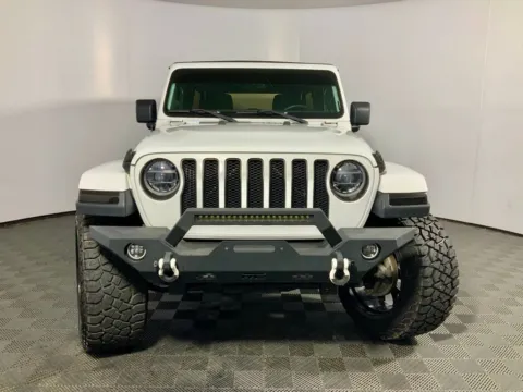 More photos of 2018 Jeep Wrangler Unlimited Sahara at Don Wood Ford Lincoln, OH