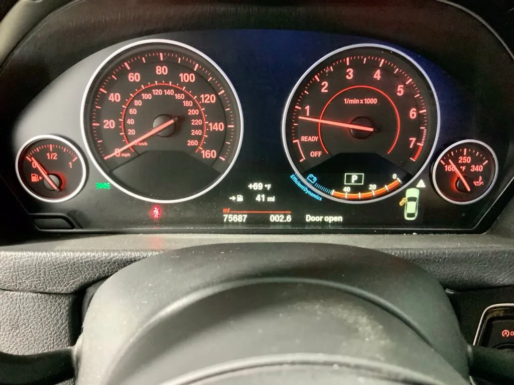 BMW 4 Series photo 25