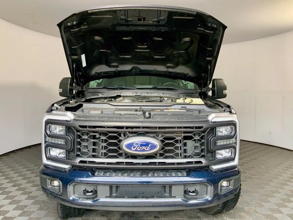 Ford F-250SD photo 5