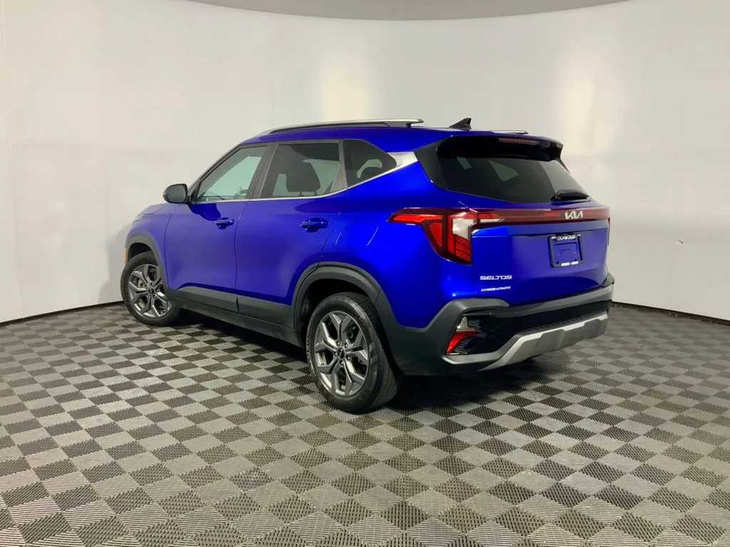 Kia Seltos photo 12