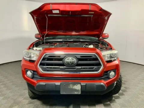 More photos of 2018 Toyota Tacoma SR5 at Don Wood Ford Lincoln, OH