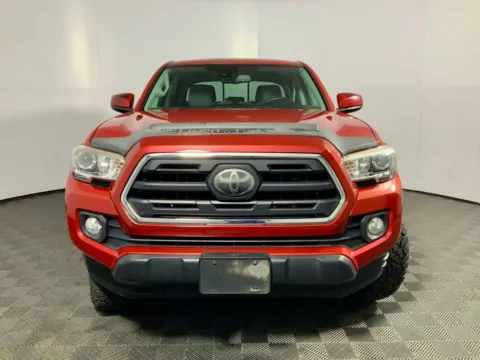 More photos of 2018 Toyota Tacoma SR5 at Don Wood Ford Lincoln, OH