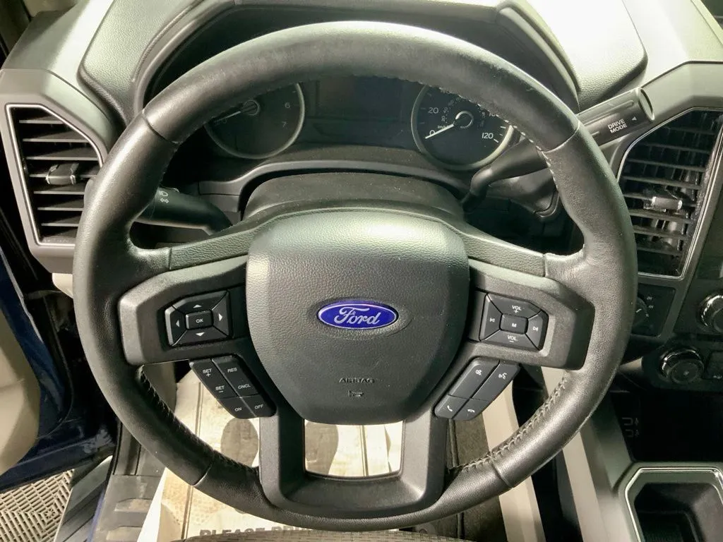 Ford F-150 photo 18
