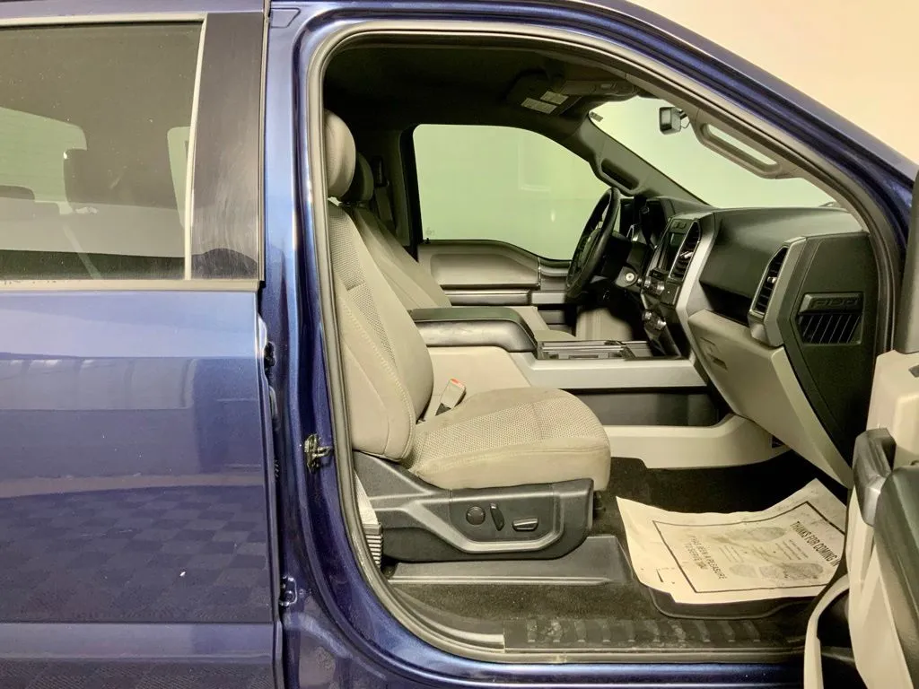 Ford F-150 photo 26