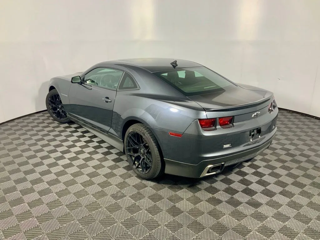 Chevrolet Camaro photo 13