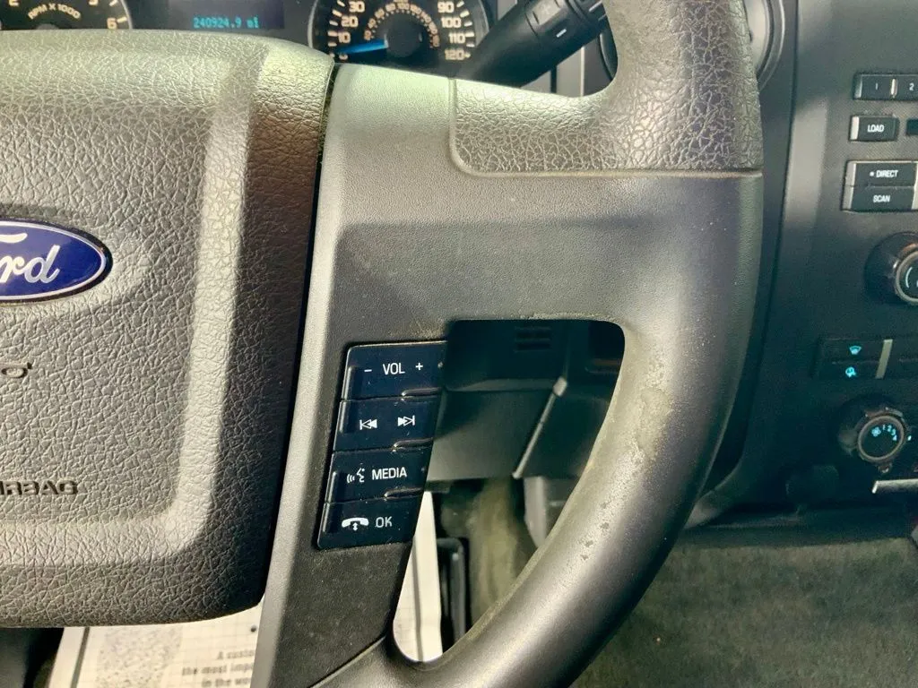 Ford F-150 photo 21