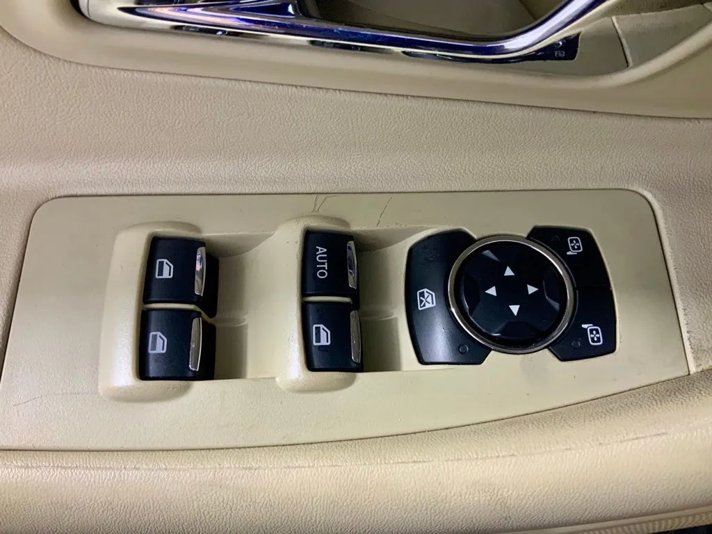 Ford Taurus photo 21
