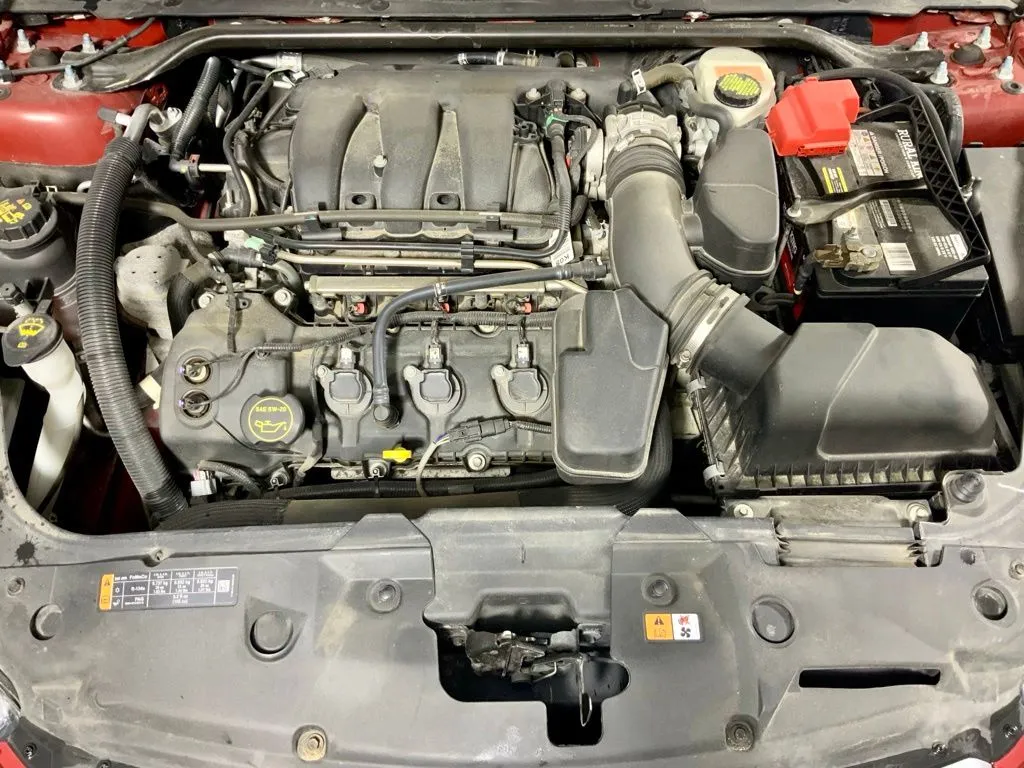 Ford Taurus photo 7