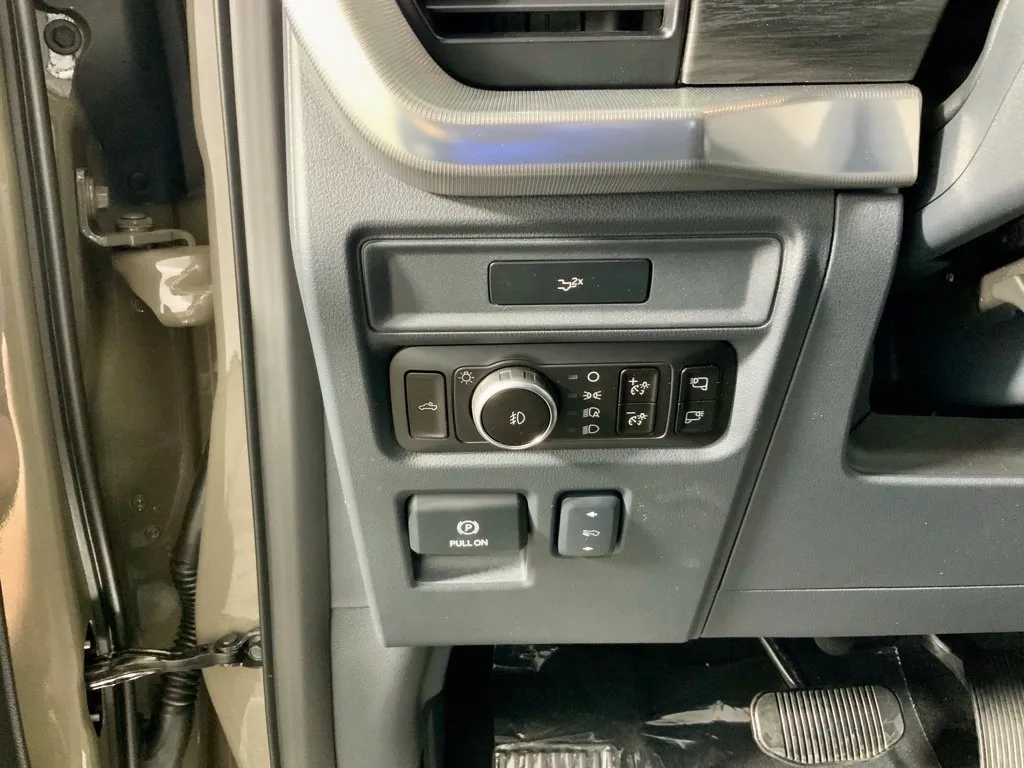 Ford F-150 photo 23