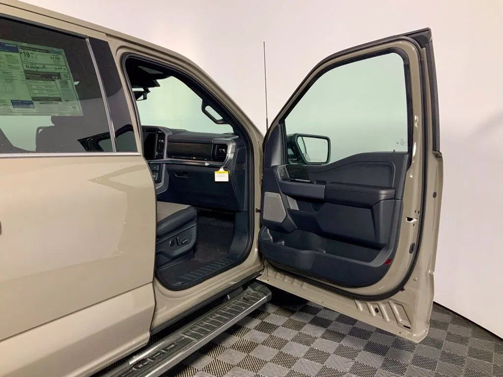 Ford F-150 photo 33
