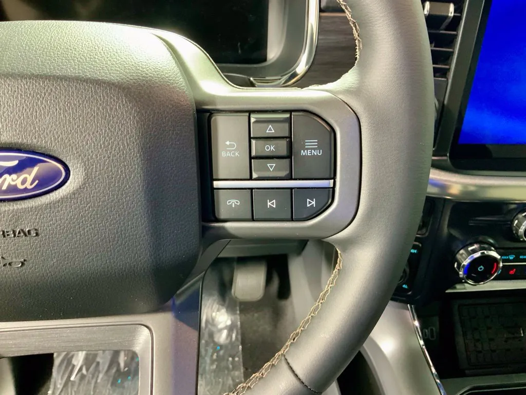 Ford F-150 photo 27