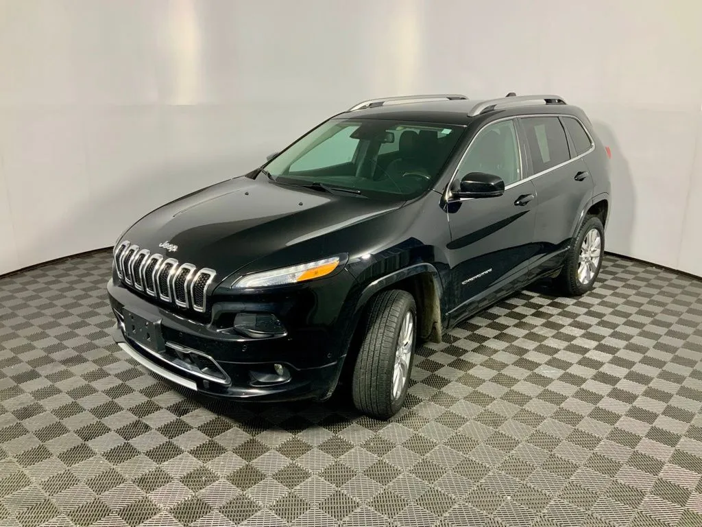 Jeep Cherokee photo 8