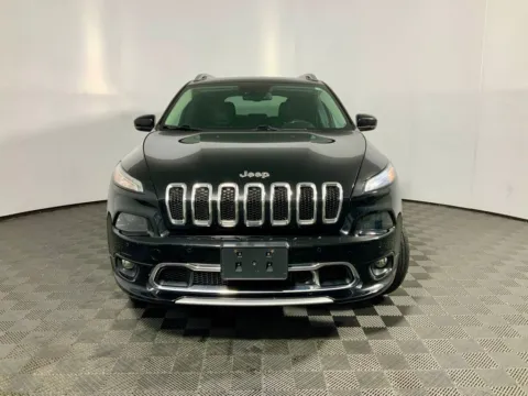 More photos of 2018 Jeep Cherokee Overland at Don Wood Ford Lincoln, OH