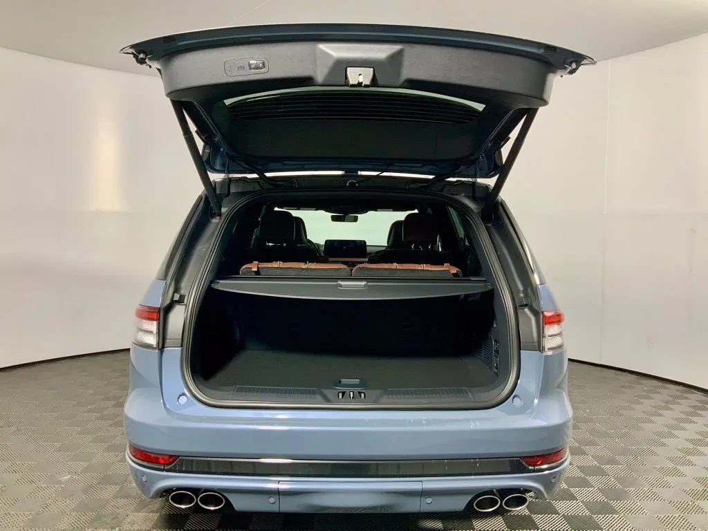 Lincoln Aviator photo 17