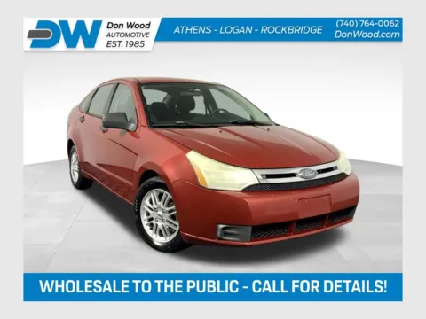 Red 2009 Ford Focus SE for sale in Athens, OH
