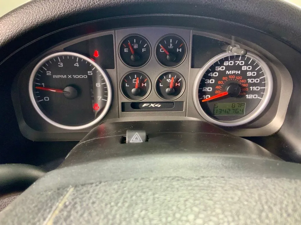 Ford F-150 photo 24