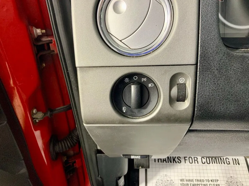 Ford F-150 photo 19