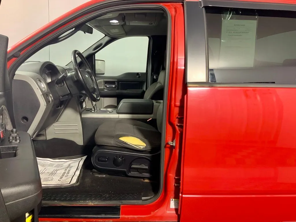 Ford F-150 photo 16