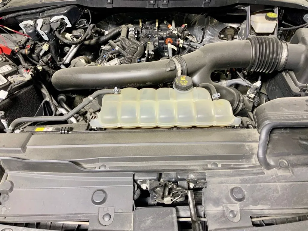 Ford F-150 photo 8