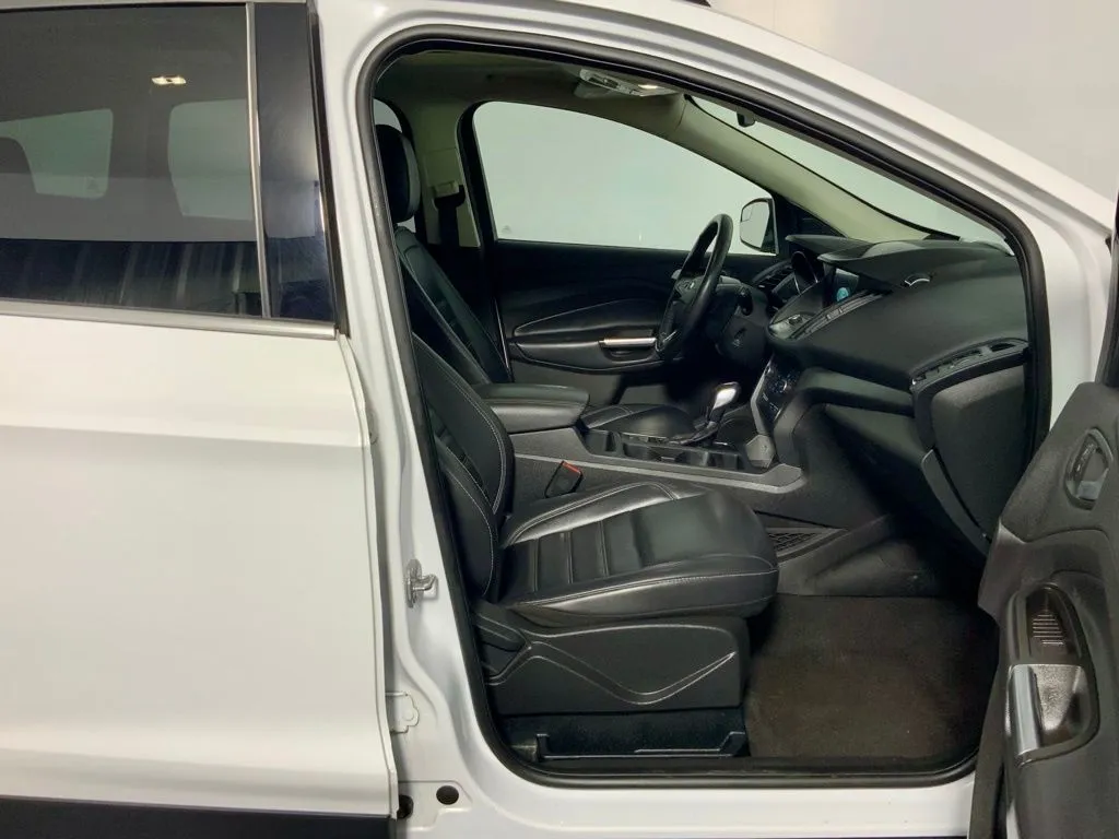 Ford Escape photo 35
