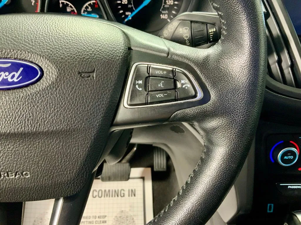 Ford Escape photo 27