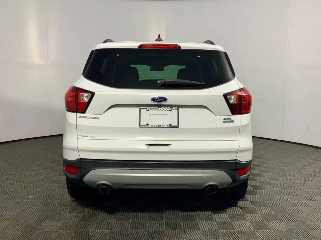 Ford Escape photo 14