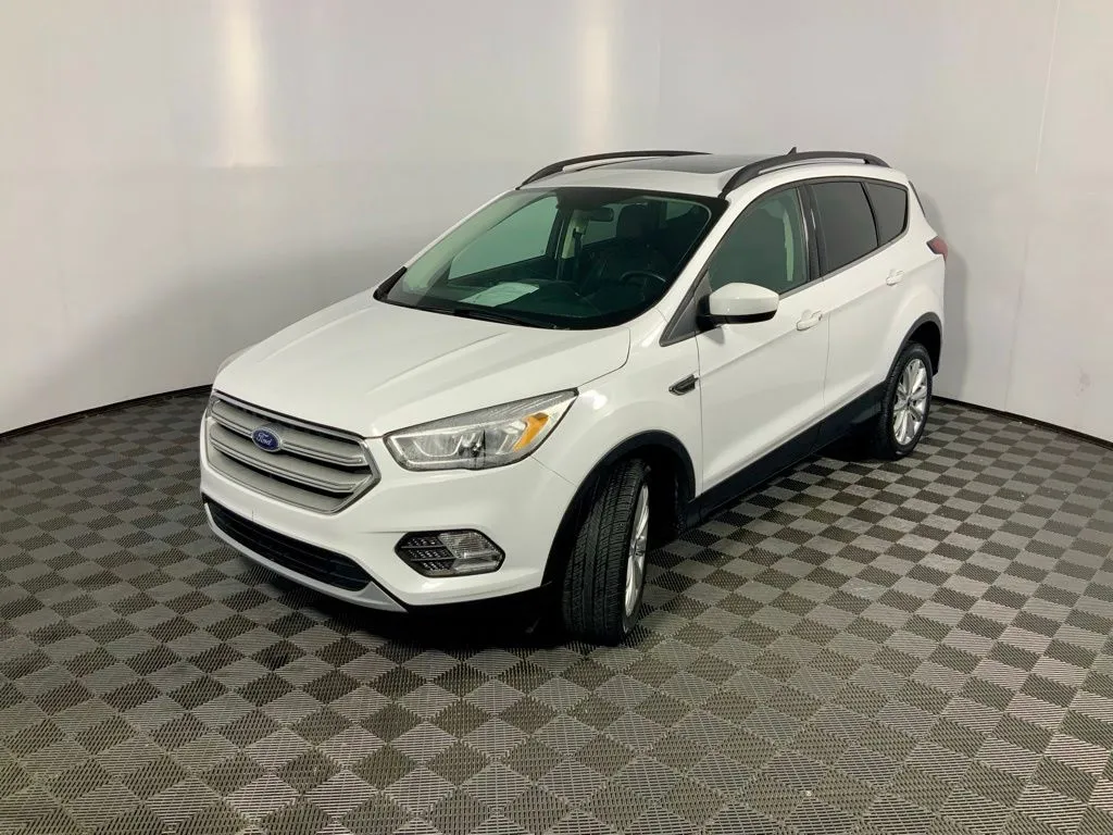 Ford Escape photo 11