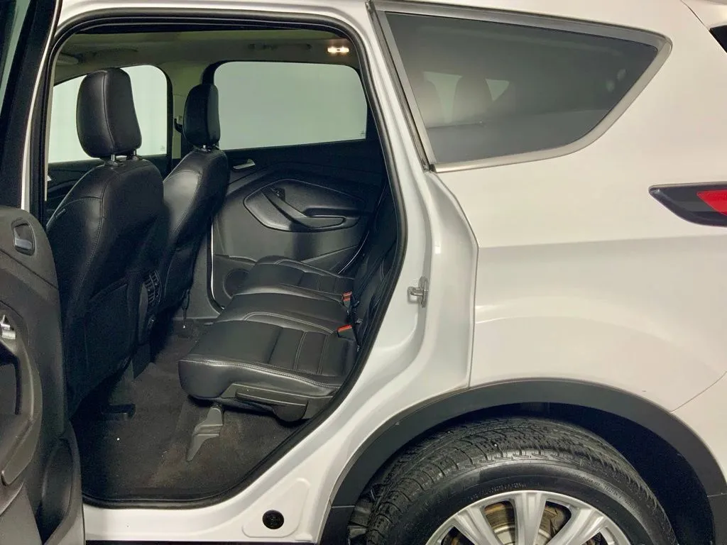 Ford Escape photo 30