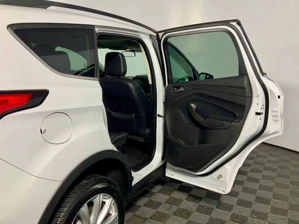 Ford Escape photo 32