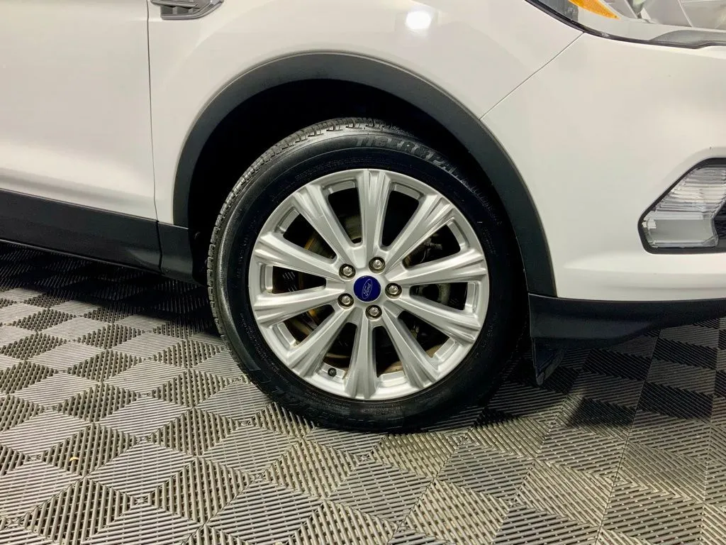 Ford Escape photo 36