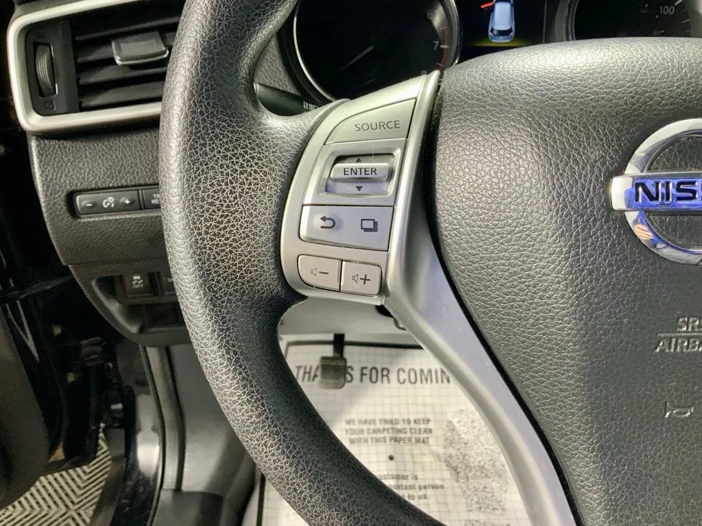 Nissan Rogue photo 23