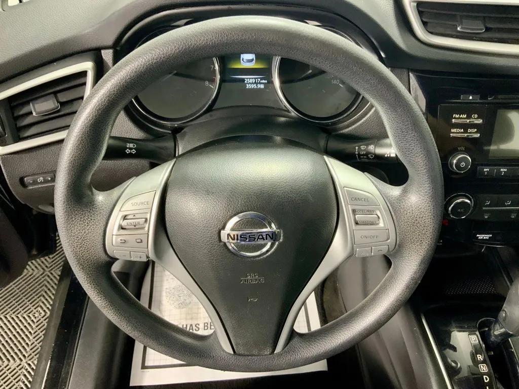Nissan Rogue photo 22