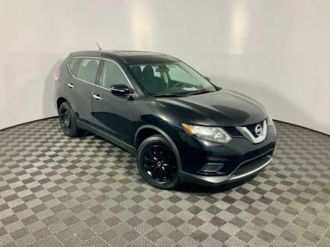 More photos of 2014 Nissan Rogue S at Don Wood Ford Lincoln, OH
