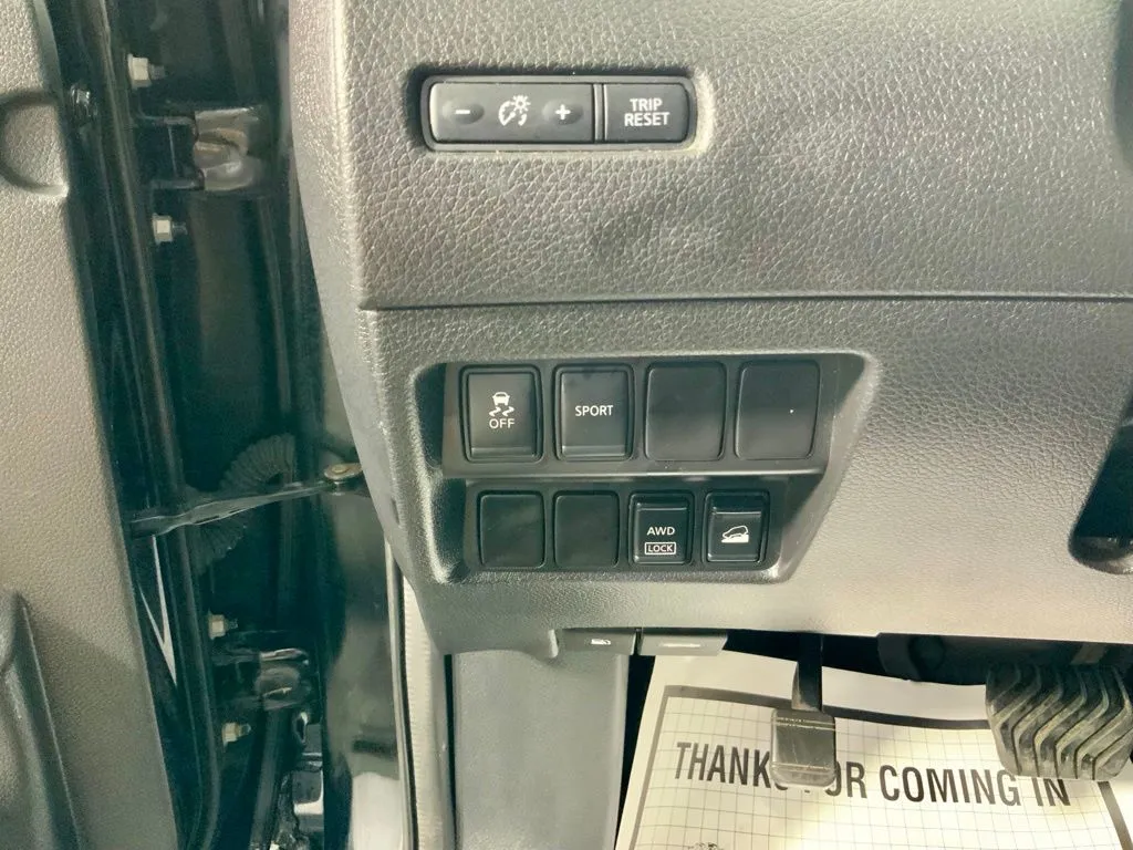 Nissan Rogue photo 20