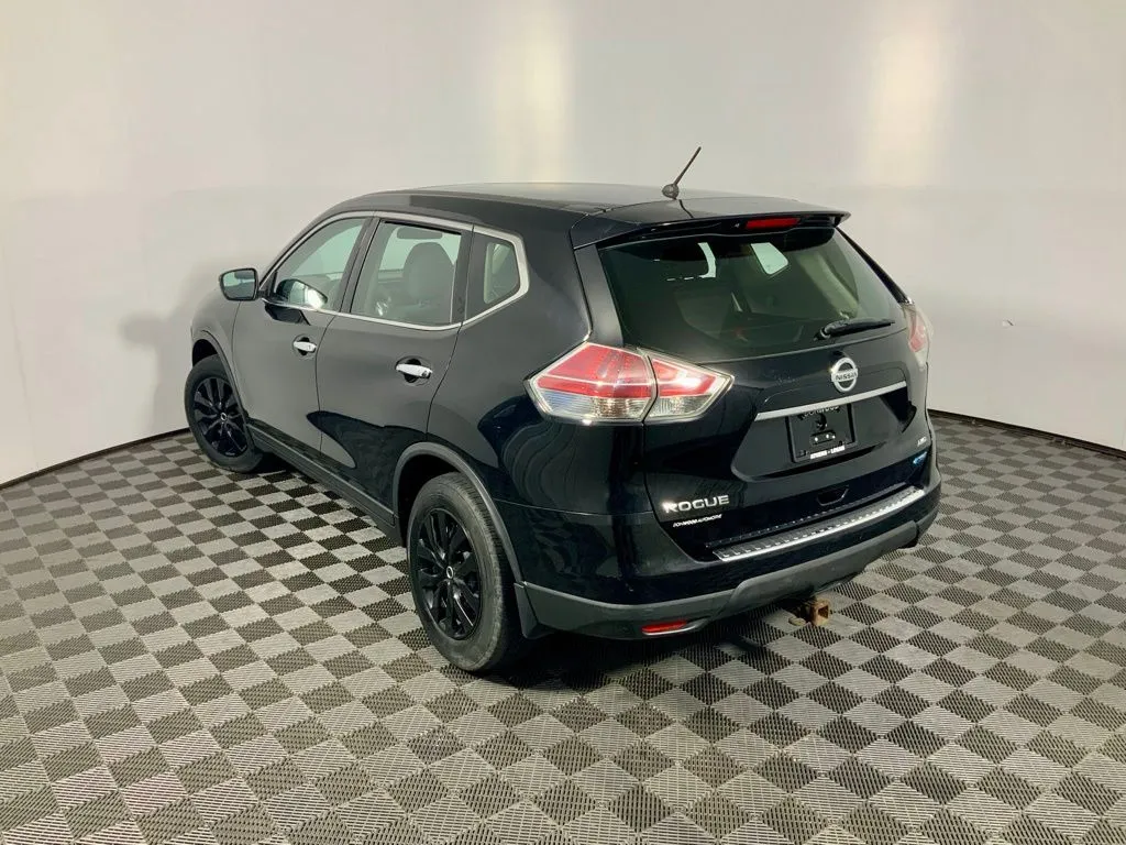 Nissan Rogue photo 10
