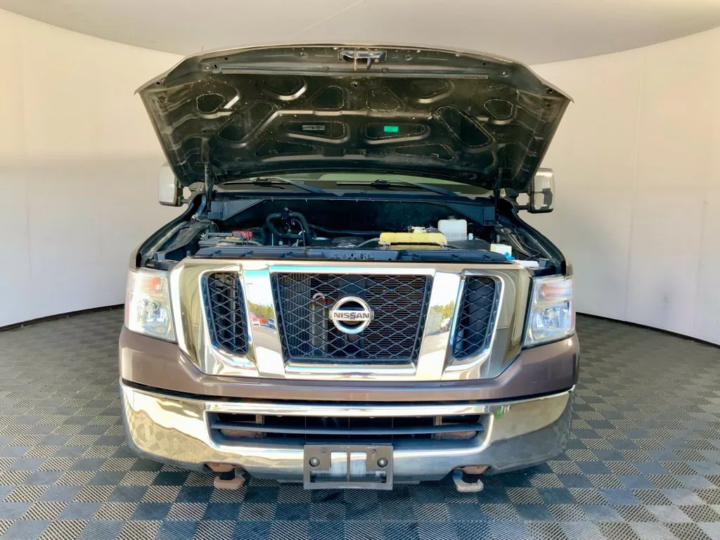 Nissan NV photo 7