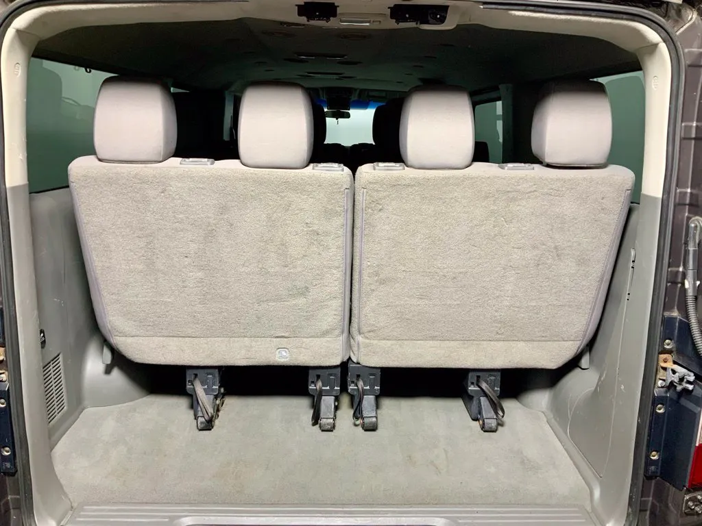 Nissan NV photo 29