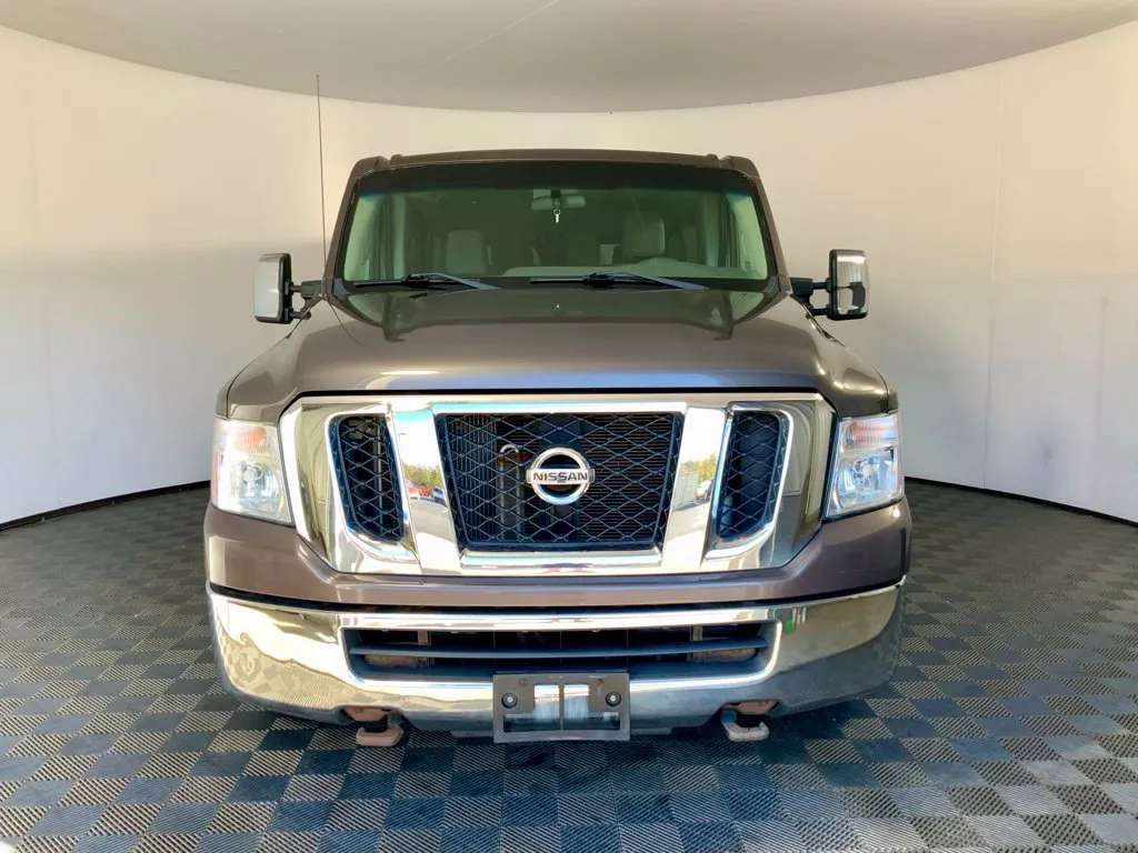 Nissan NV photo 5