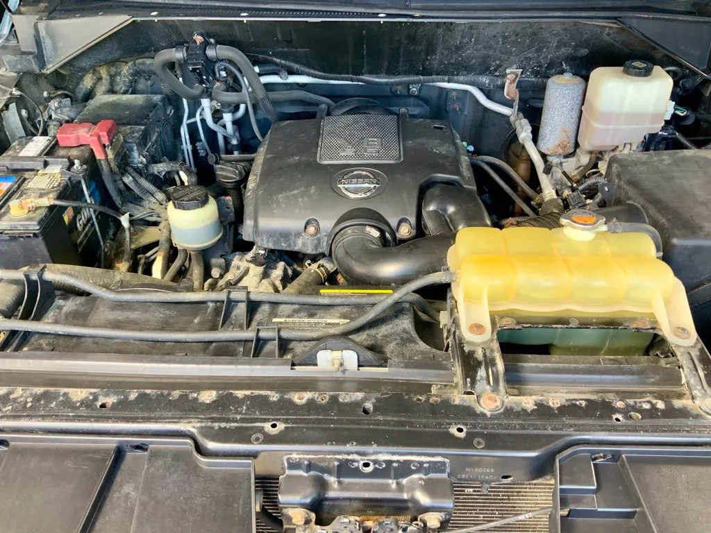 Nissan NV photo 8
