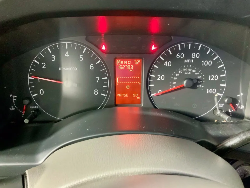Nissan NV photo 28