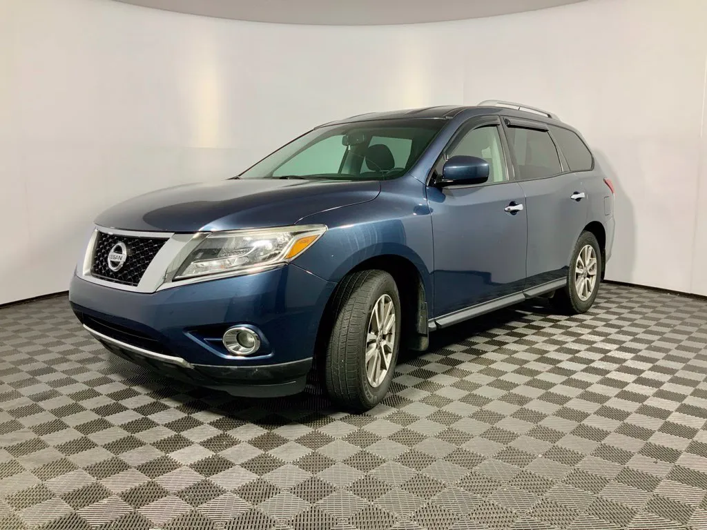 Nissan Pathfinder photo 8