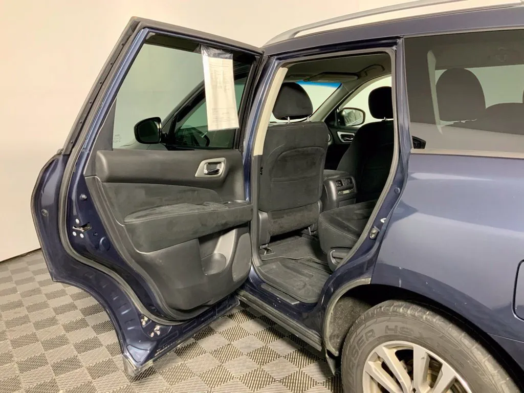 Nissan Pathfinder photo 28