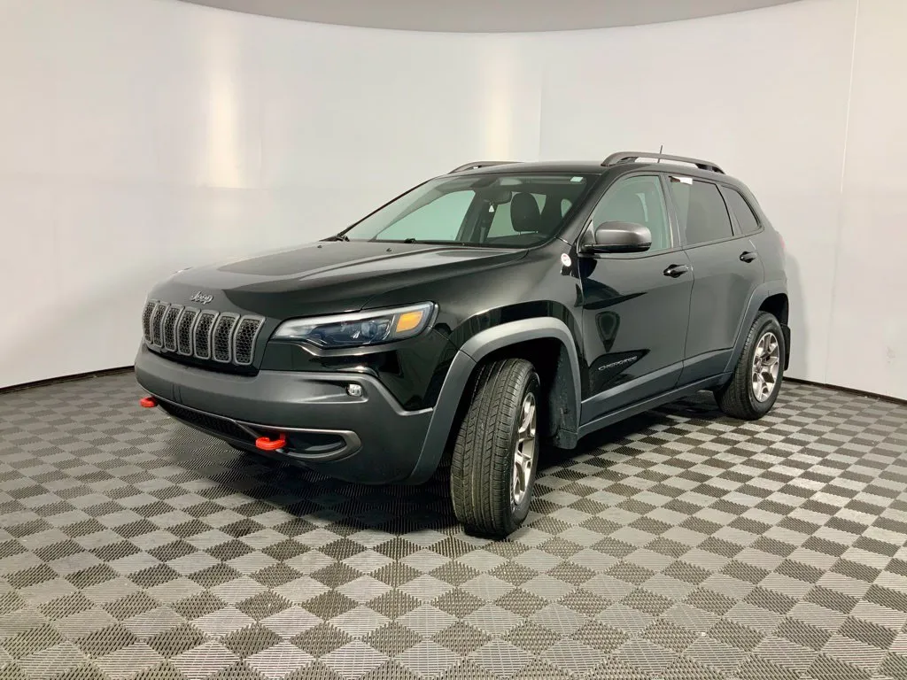 Jeep Cherokee photo 8