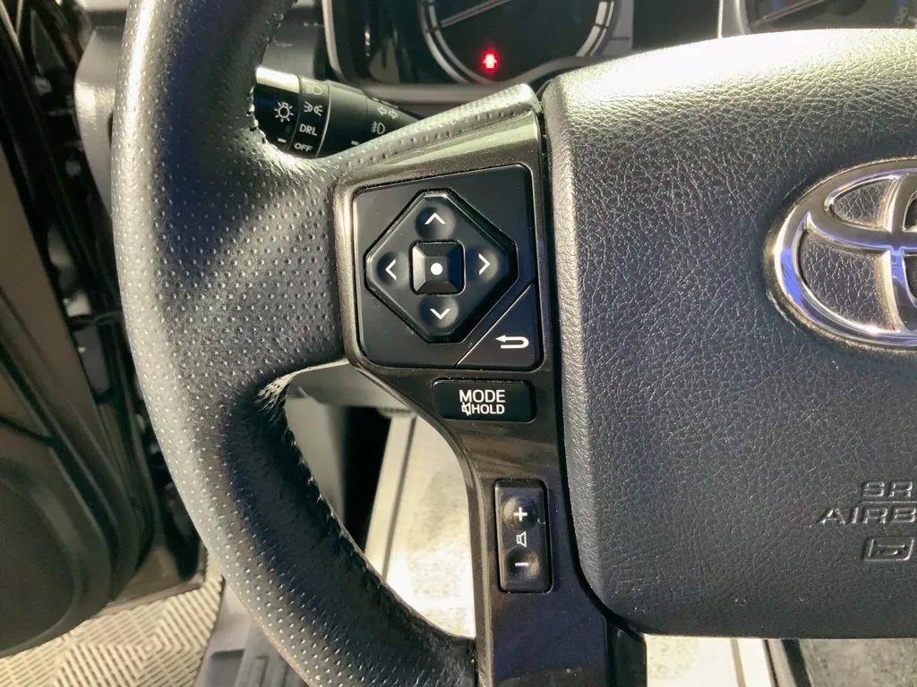 Toyota 4Runner photo 26