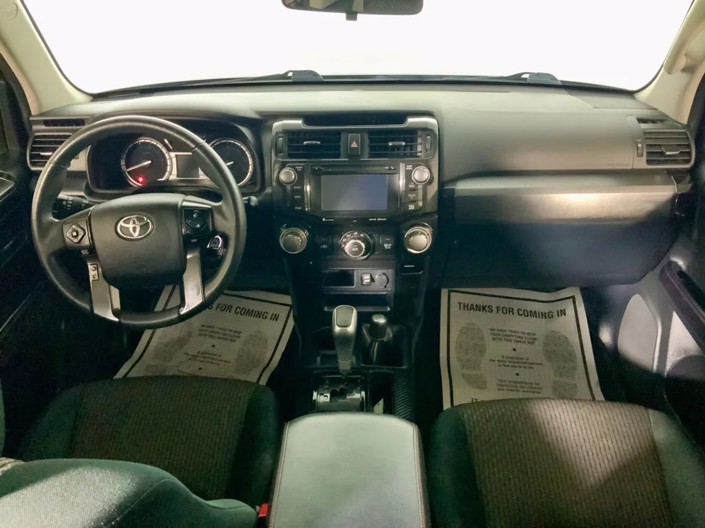 Toyota 4Runner photo 21