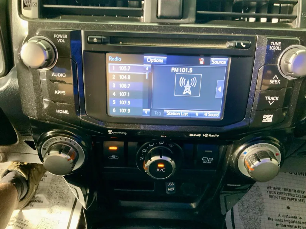 Toyota 4Runner photo 24