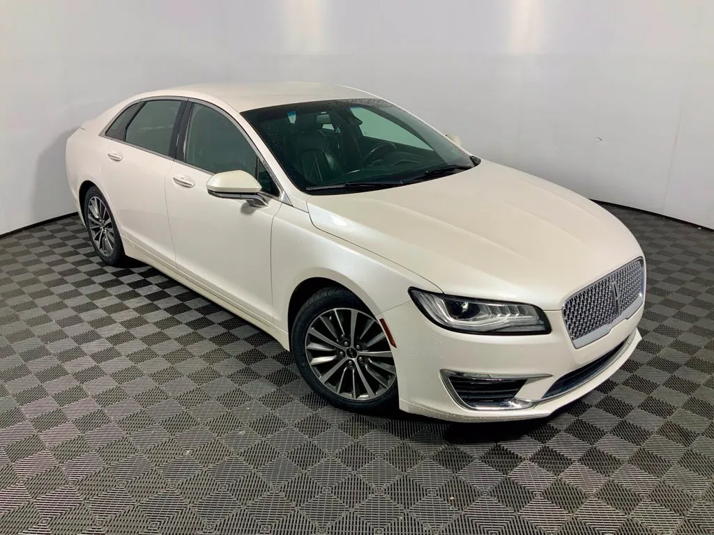 Lincoln MKZ photo 4