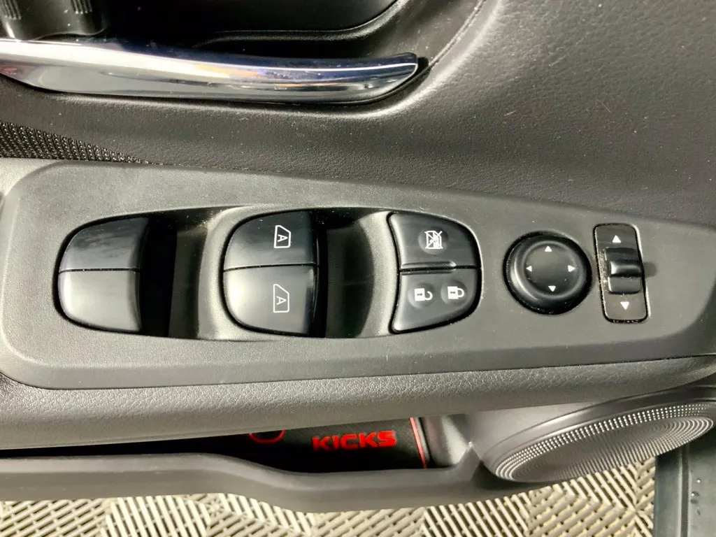 Nissan Kicks photo 19