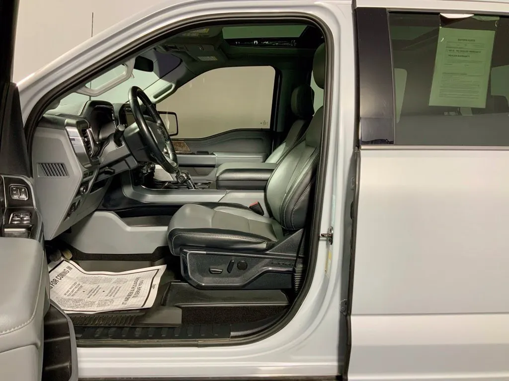 Ford F-150 photo 17